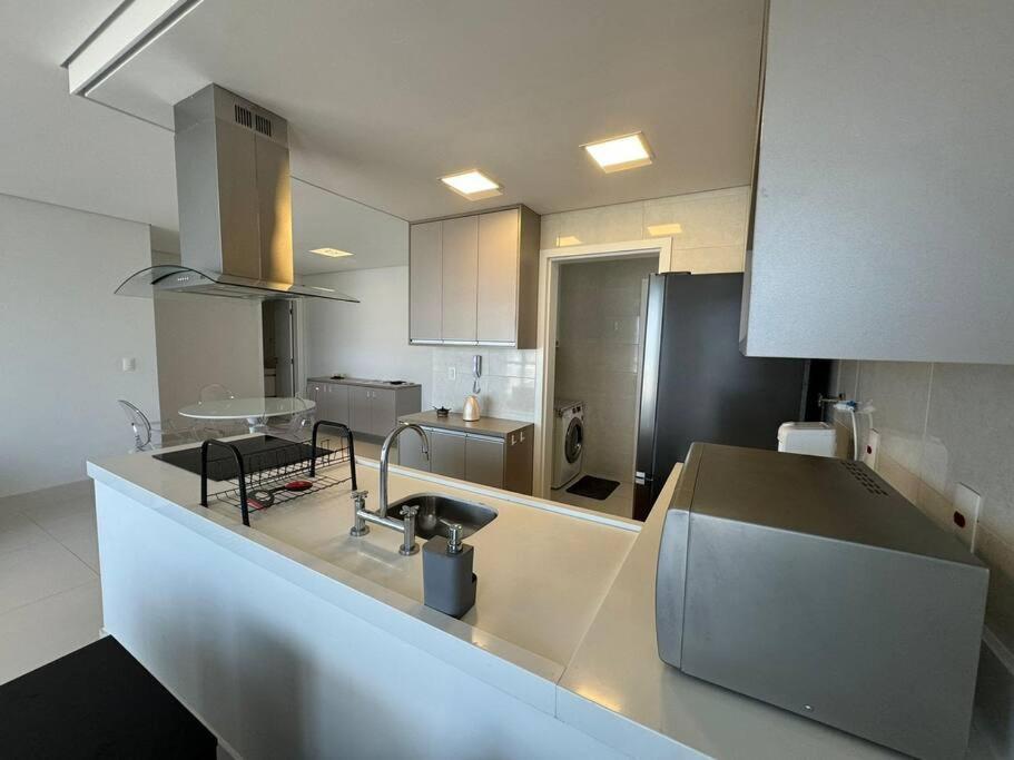 01 Quadra Da - Luxo Praiamar Apartment